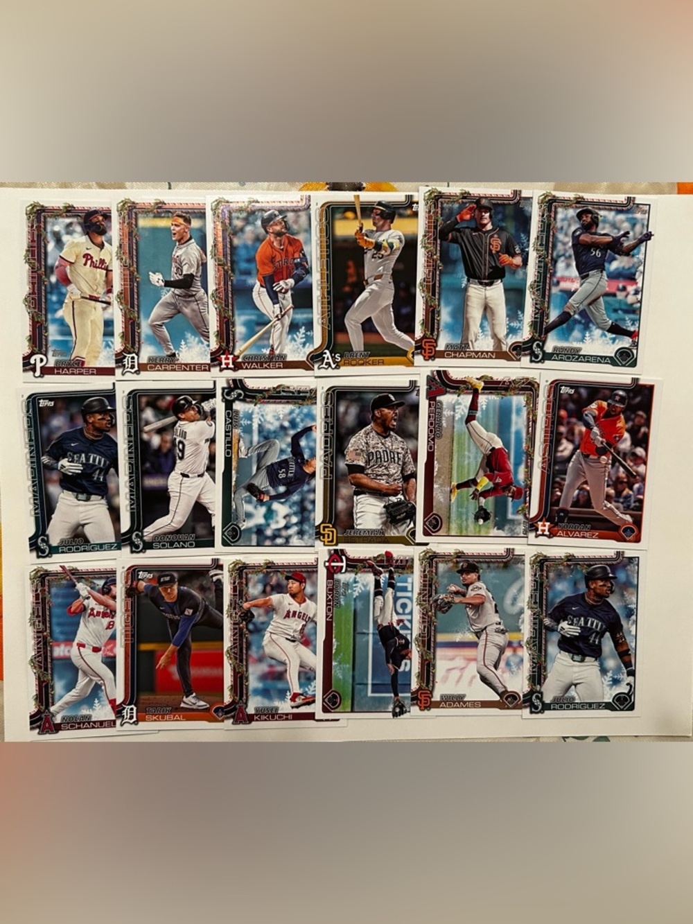 Lot 6 Bulk lot of mlb baseball cards variation holiday & base mixed teams 18